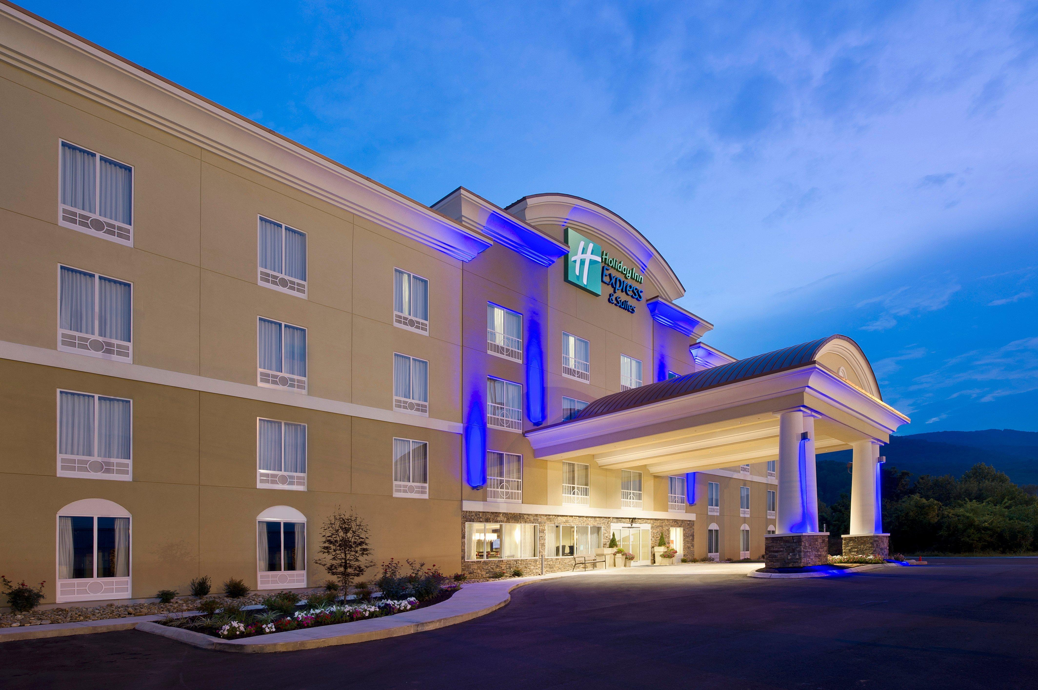 Holiday Inn Express & Suites Caryville By Ihg Eksteriør bilde